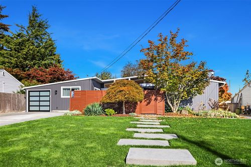 1252 N 172nd St, Shoreline, WA, 98133-5418 | Card Image