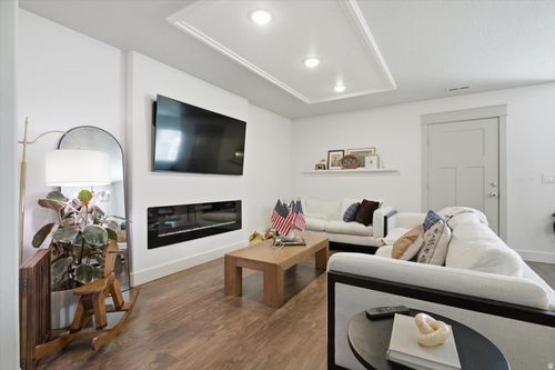 43-43 N 270 W, Hyrum, UT, 84319-1509 | Card Image