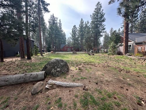 946 E Timber Pine Dr, Sisters, OR, 97759 | Card Image