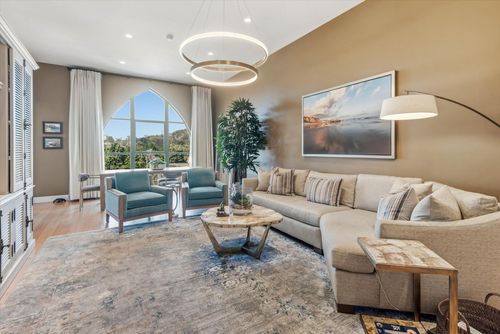 apt-312-401 Chapala St, SANTA BARBARA, CA, 93101-3452 | Card Image