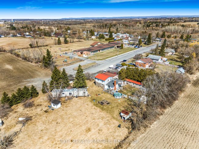 5095 Fatima St, House other with 4 bedrooms, 2 bathrooms and 6 parking in Saint Eugene ON | Image 11