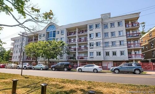 unit-208-850 Atlantic St, Bridgeport, CT, 06604-5272 | Card Image