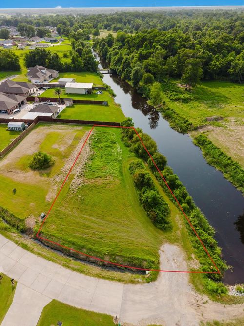 323 Buccaneer Rd, Gray, LA, 70359-4824 | Card Image