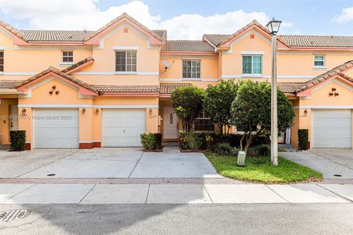 2053 Sw 87th Ter, Miramar, FL, 33025-2013 | Card Image