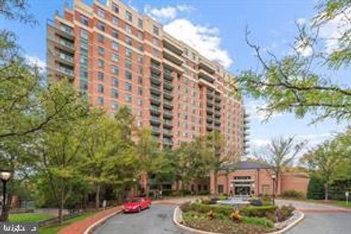 unit-711-11700 Old Georgetown Rd, ROCKVILLE, MD, 20852-8609 | Card Image