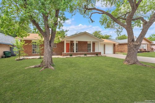 13107 Larklair St, San Antonio, TX, 78233-5067 | Card Image