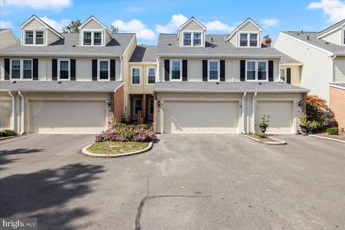 51 Sutphin Pnes, YARDLEY, PA, 19067-3449 | Card Image