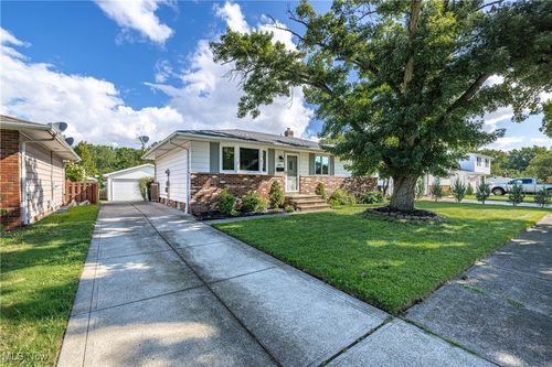 4781 Andrea Ln, Cleveland, OH, 44109-4573 | Card Image