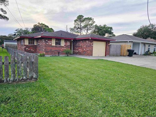 119 Jay St, Belle Chasse, LA, 70037-1219 | Card Image