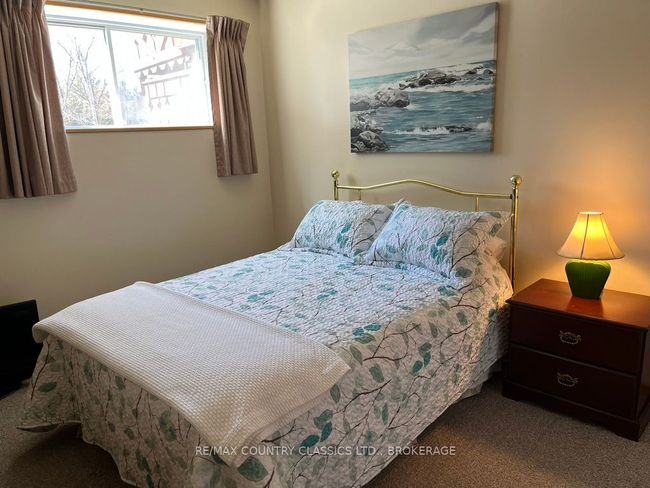 35 Clement St, House other with 4 bedrooms, 2 bathrooms and 7 parking in Addington Highlands ON | Image 39