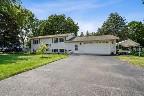 315 14th St, Delano, MN, 55328-9196 | Card Image