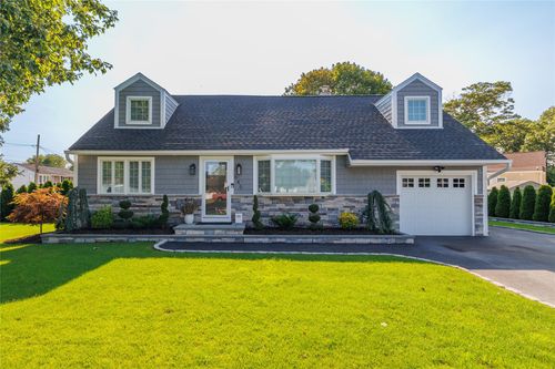 645 Hawkins Blvd, Copiague, NY, 11726-4508 | Card Image