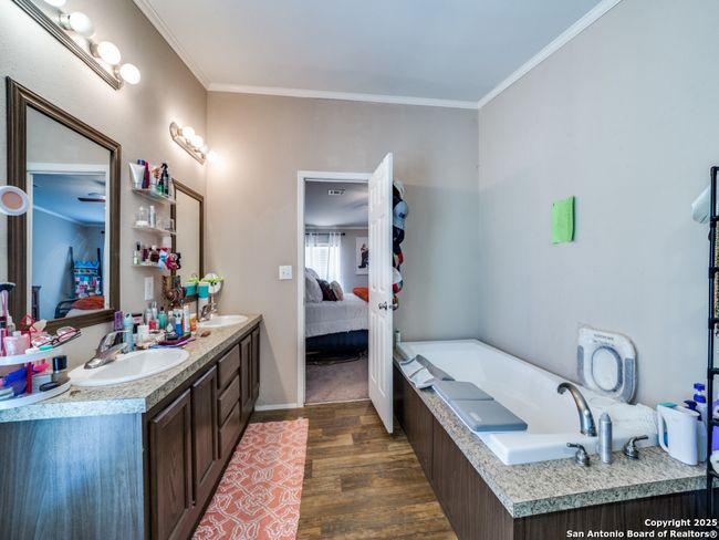 1271 Sandbranch Rd, House other with 3 bedrooms, 2 bathrooms and null parking in Bigfoot TX | Image 24