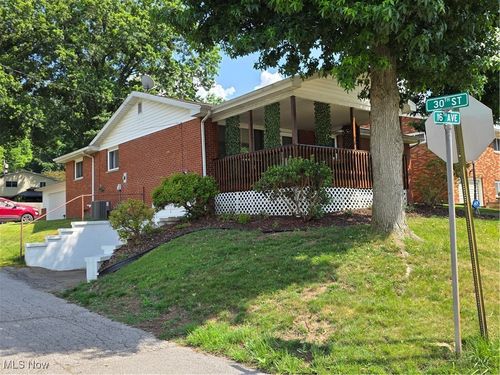 2814 16th Ave, Vienna, WV, 26105-2622 | Card Image