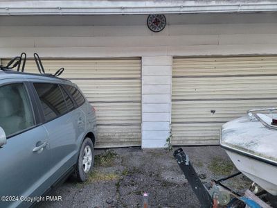 Garages | Image 2