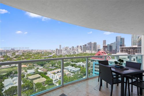 apt-2001-2101 Brickell Ave, Miami, FL, 33129-2117 | Card Image