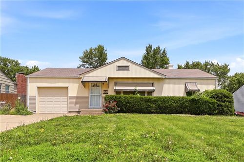 12306 E 48th St S, Independence, MO, 64055-5614 | Card Image