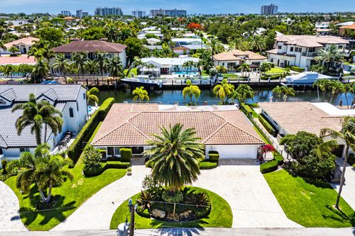 4230 Ne 24th Ave, Lighthouse Point, FL, 33064-8030 | Card Image
