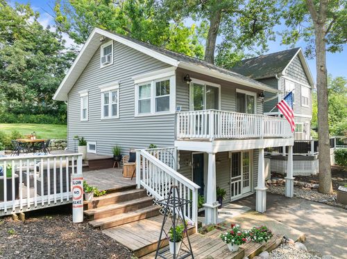 N1814 Highland Rd, Lake Geneva, WI, 53147-3941 | Card Image