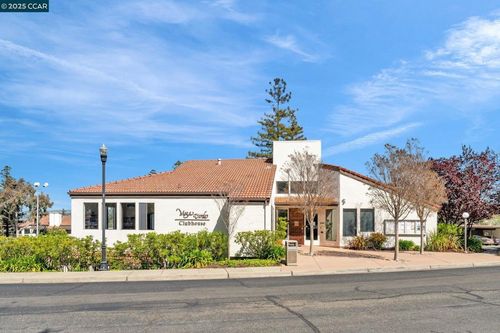 apt-114-21239 Gary Dr, Hayward, CA, 94546-6147 | Card Image