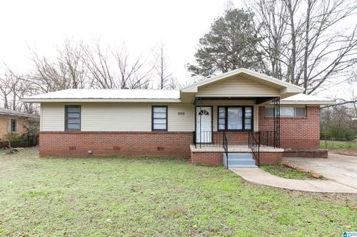 2312 Circle Dr, HUEYTOWN, AL, 35023-3030 | Card Image