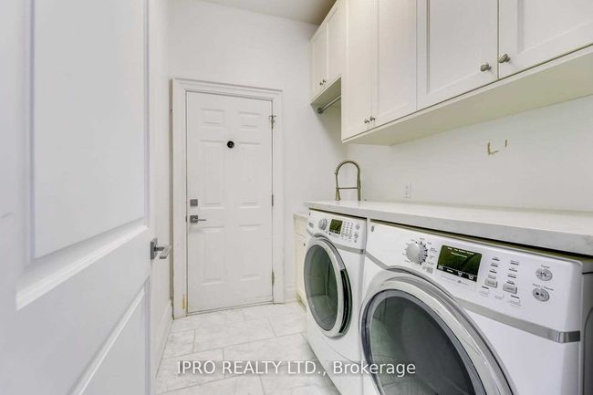 2393 8 Th Line, House other with 4 bedrooms, 4 bathrooms and 2 parking in Oakville ON | Image 23