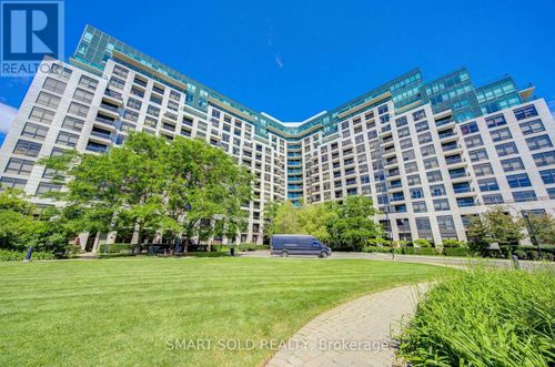 410-18 Harding Blvd, Richmond Hill, ON, L4C0T3 | Card Image