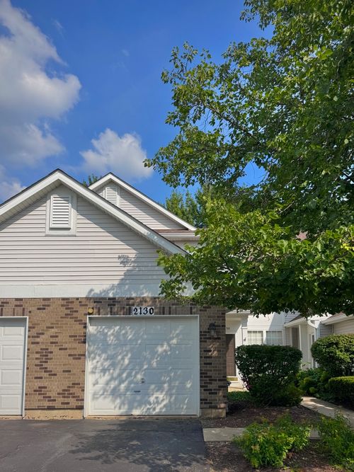 2130 Fulham Dr, Naperville, IL, 60564-8431 | Card Image