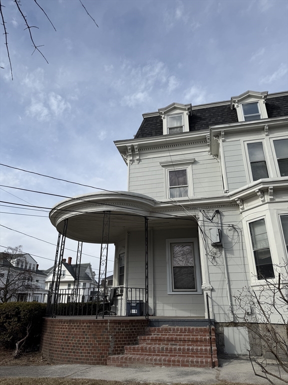 Residential Income in Lawrence 4