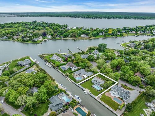 6 Mill Pond Rd, Hampton Bays, NY, 11946-3308 | Card Image