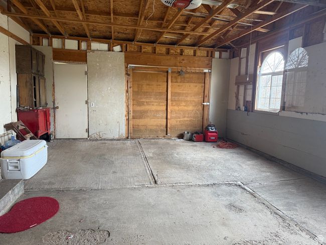 View of garage | Image 29