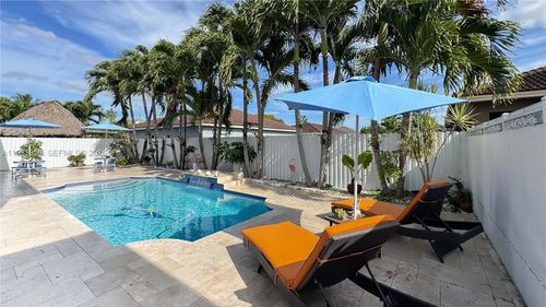 0-18361 Sw 154th Ave, Miami, FL, 33187-7745 | Card Image