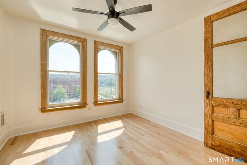 205-11 Main St, Torrington, CT, 06790-5304 | Card Image