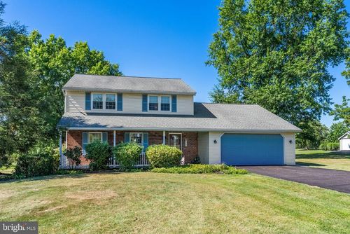 535 Game Farm Rd, Schwenksville, PA, 19473-1634 | Card Image