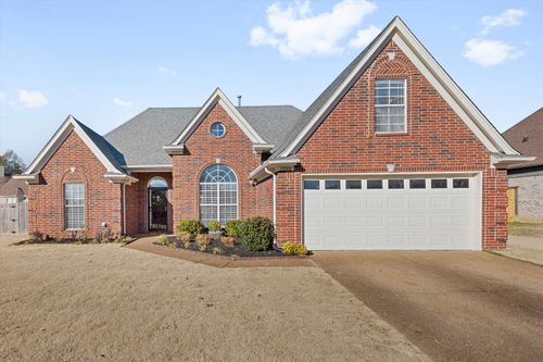 11208 Arlington Trace Dr, Arlington, TN, 38002-8318 | Card Image