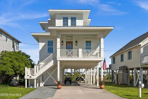 1215 N New River Dr, Surf City, NC, 28445-6623 | Card Image