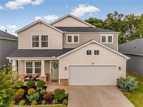 210 Obsidian Ct, Simpsonville, SC, 29680-7439 | Card Image