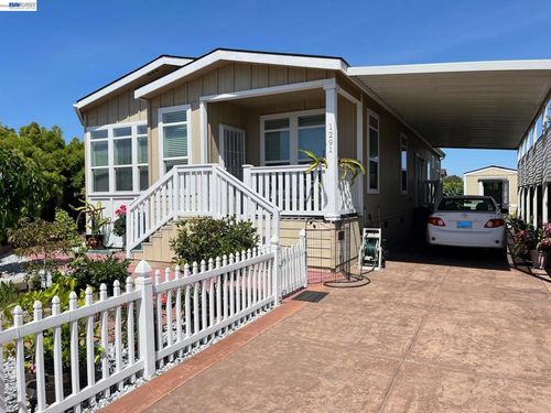 1291 Sussex Way, Hayward, CA, 94544-6314 | Card Image