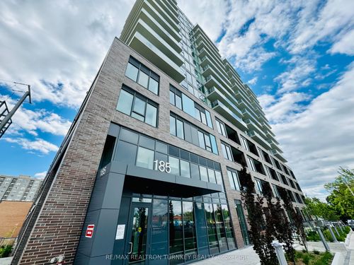 903-185 Deerfield Rd, Newmarket, ON, L3Y0G7 | Card Image