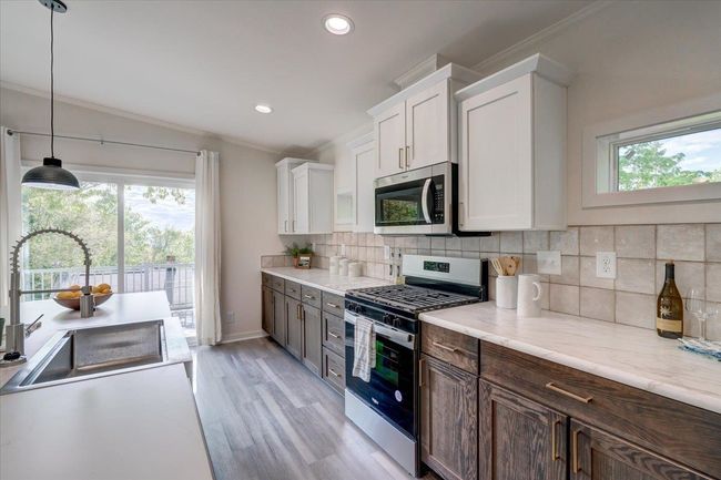 103 Lake Court, Home with 3 bedrooms, 2 bathrooms and null parking in Albion WI | Image 10