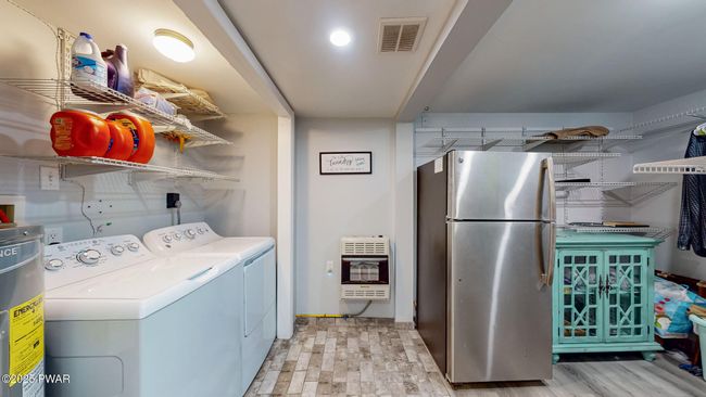 Laundry/Storage | Image 34