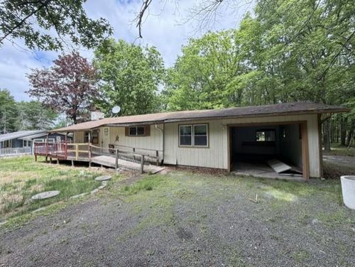10 Cedar Ln, Albrightsville, PA, 18210-3849 | Card Image