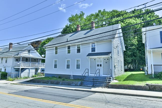 96 Water St, Home with 6 bedrooms, 2 bathrooms and 4 parking in Killingly CT | Image 4