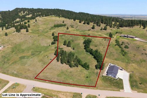 3713 Twisted Oak Rd, Sturgis, SD, 57785-2905 | Card Image