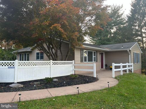 3010 White Pine Dr, Monrovia, MD, 21770-8835 | Card Image