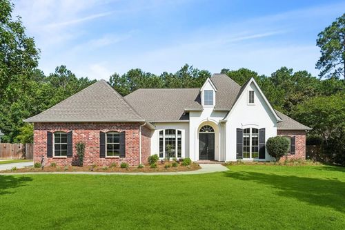 1082 Whitetail Dr, Mandeville, LA, 70448-1996 | Card Image