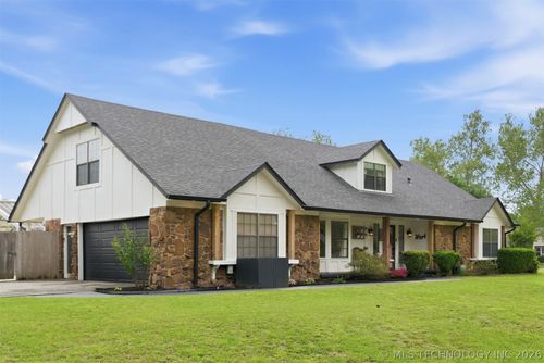 750 97th Pl, Jenks, OK, 74037-3435 | Card Image