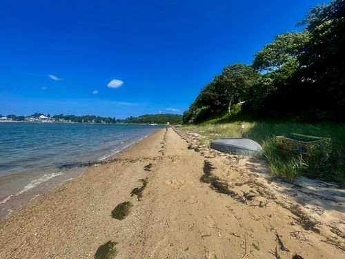 73 Lewis Point Rd, Buzzards Bay, MA, 02532-5611 | Card Image