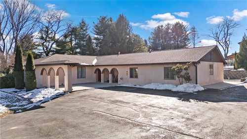 3088 Seisholtzville, Berks County, PA, 18062 | Card Image