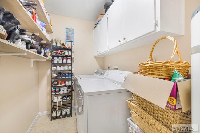 2492 E 2100 N, House other with 6 bedrooms, 4 bathrooms and 2 parking in Hamer ID | Image 11
